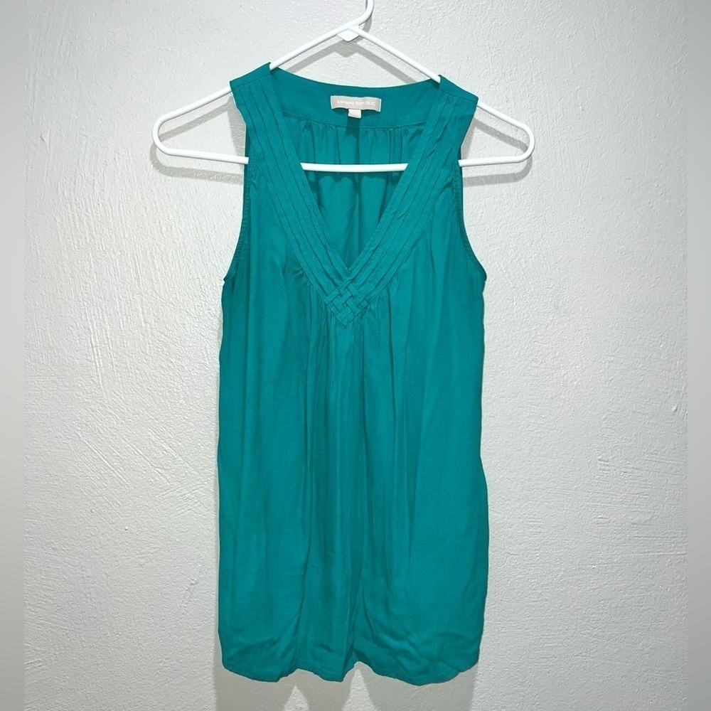 Banana Republic Teal Blue Sleeveless Top